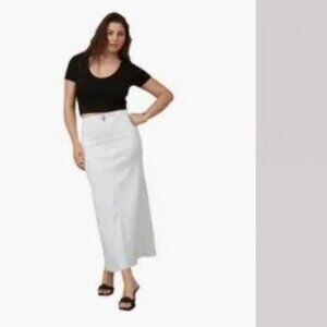 NEW LOLA Jeans Madlyn High Rise Maxi Skirt in white
